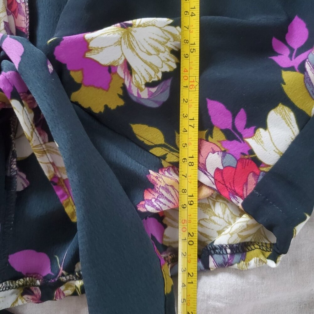 Forever 21  Flora print  Cropped Kimono  top - Picture 2 of 6